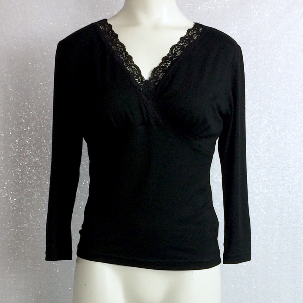 CAbi NWT 3/4 Sleeve Stretchy Blouse Lace sz S
